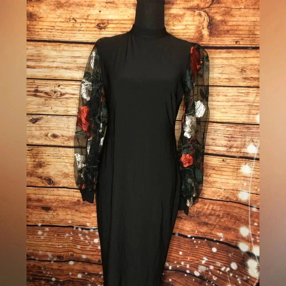 Embroidered Floral Puff Sleeve Dress - Picture 11 of 15